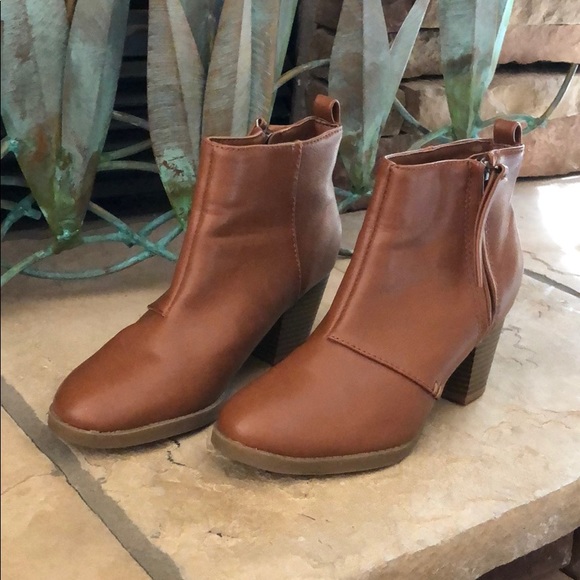 Old Navy Shoes - Old Navy Booties
